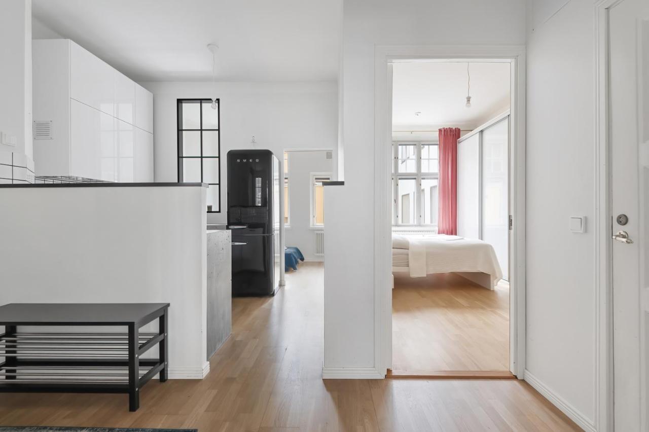 Wehost Fabulous 2Br In Prestigious Punavuori @Iso Roobertinkatu 26 Helsinki Exterior photo